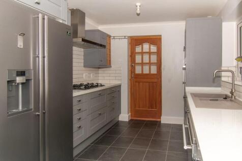 Kitchen Pic 2