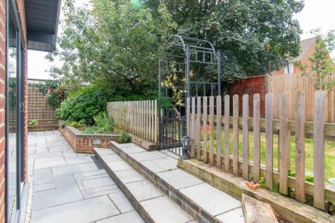 Rear Garden Pic 2