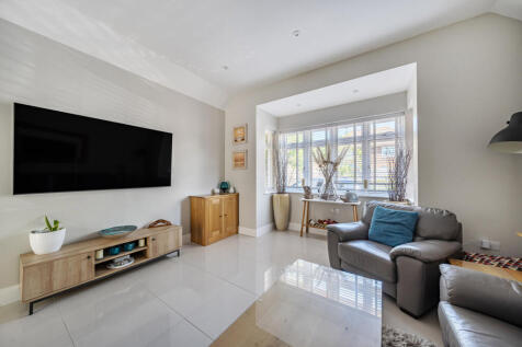 Sitting Room Pic 2