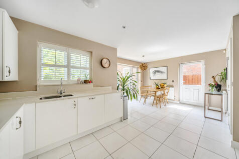 Kitchen/Diner Pic 2