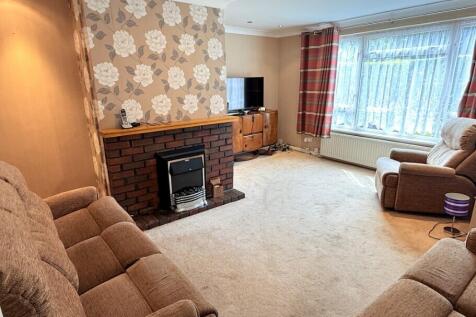 Lounge Pic 1