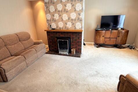 Lounge Pic 2
