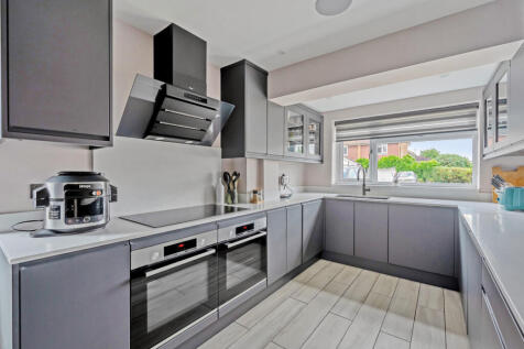 Kitchen Pic 3