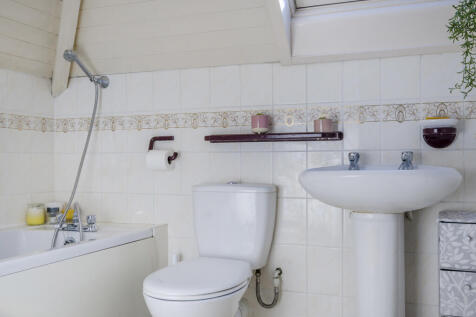 1336032-4-68beab7...