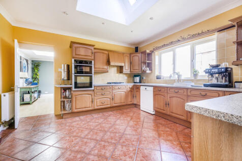 1336032-13-68beac...