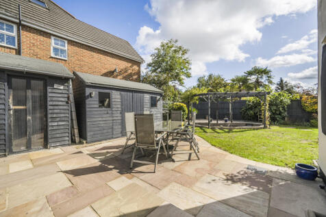 1336032-21-68beac...