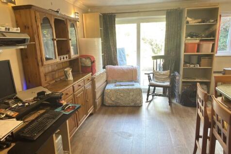 Kitchen/Family 3