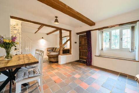 Sitting/Dining Room