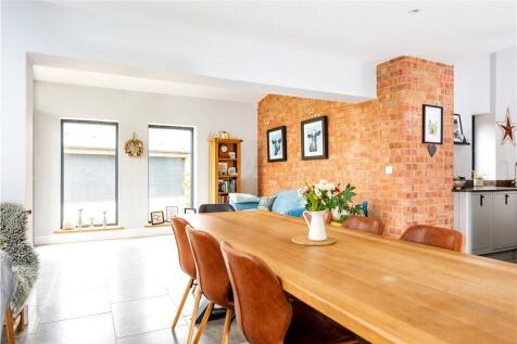 Kitchen/Diner/Family