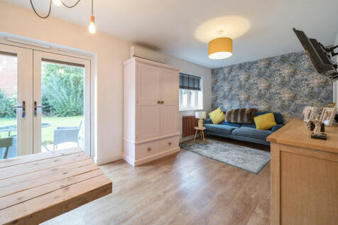 Dining/Family Room