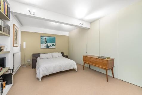 Studio Bedroom