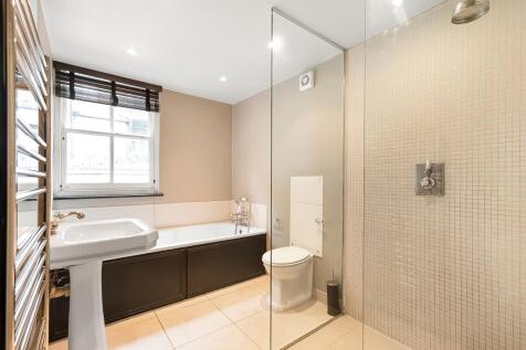 2nd Floor Bathroom