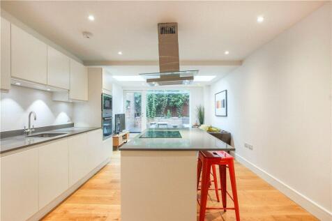 Kitchen/Reception