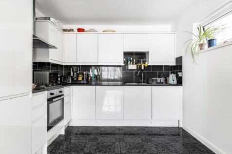 Reception/Kitchen