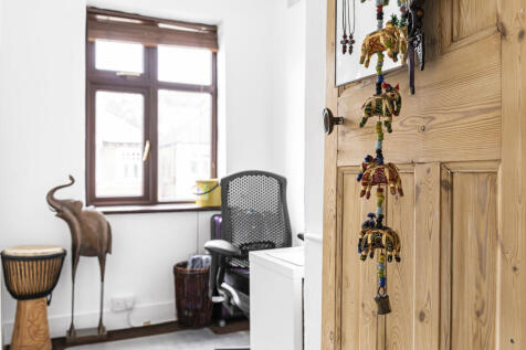Bedroom/Study