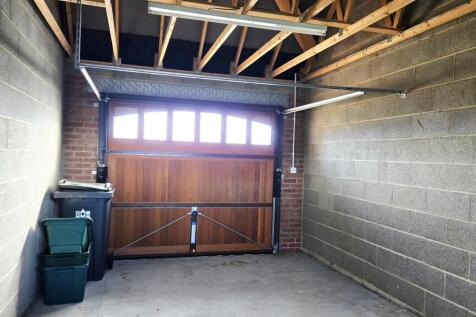 Garage.jpg