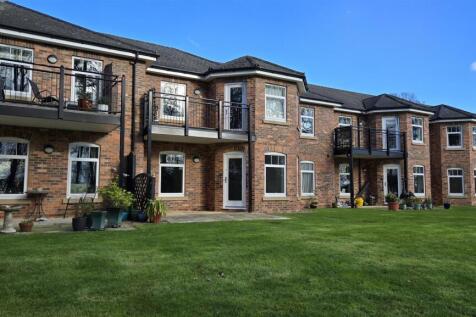 8 Middleton Woods - west facing.jpg