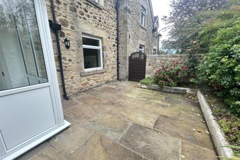 IMG_2464 Patio.jpg
