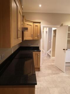 IMG_2593 kitchen1.jpg