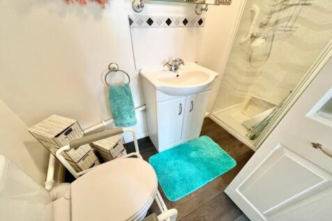 Annexe Shower