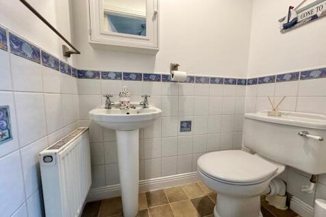 Downstairs Cloakroom