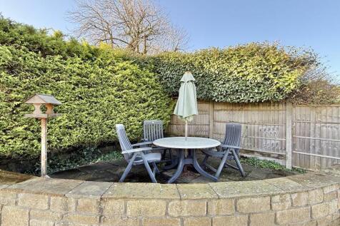 Rear Garden Feature