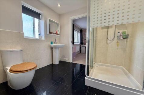 Jack &amp; Jill En-suite