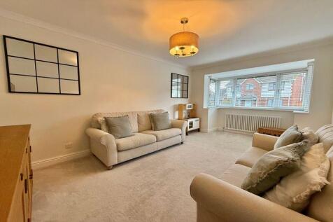 Separate Lounge