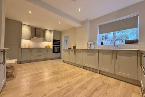 25&#39; Kitchen/Dining Room