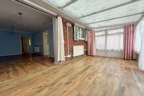 Conservatory to Living Room