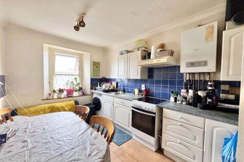 Kitchen / Breakfast Room