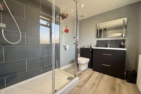 Re-styled En-suite