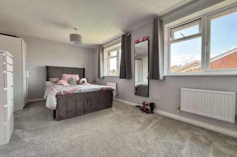 Bedroom 3 &amp; 4