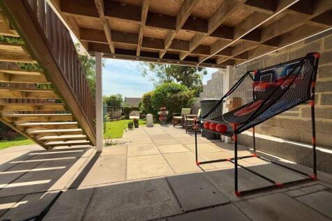 Rear Gardens