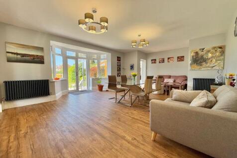 31&#39; Kitchen/Breakfast/Family Room