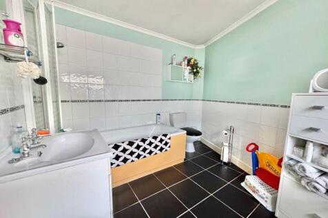 Downstairs Bathroom