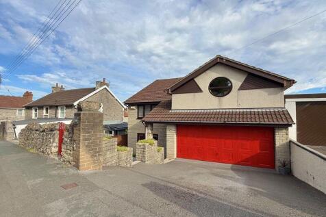 Drive/Double Garage