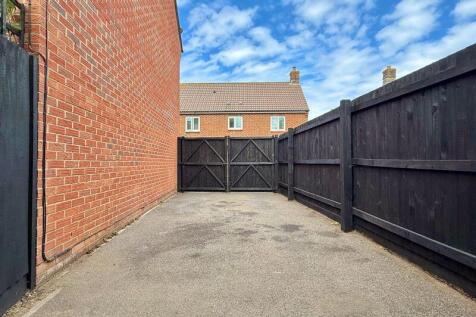 Gated Driveway