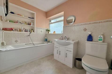 Downstairs Bathroom