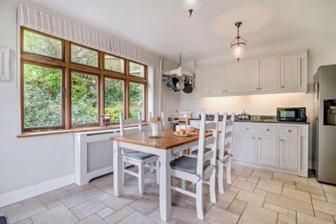 Breakfast Room 1