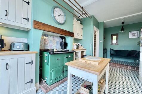 Kitchen &amp; Rayburn
