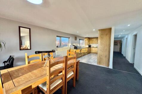 Dining Area / Kitchen / Hallway