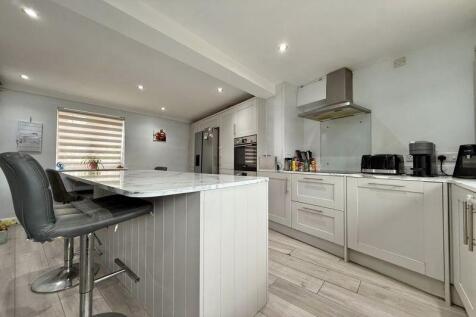 Re-styled Kitchen/Diner