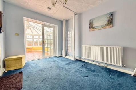 Lounge/Diner Lift Up