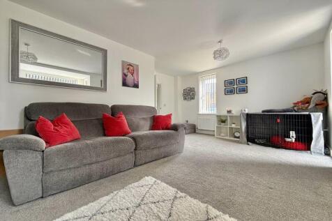 Separate Southerly Lounge