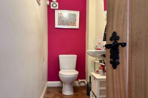 Downstairs WC