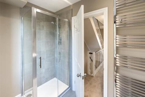 First Floor Bathoom