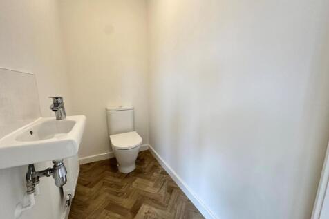 cloakroom.jpg
