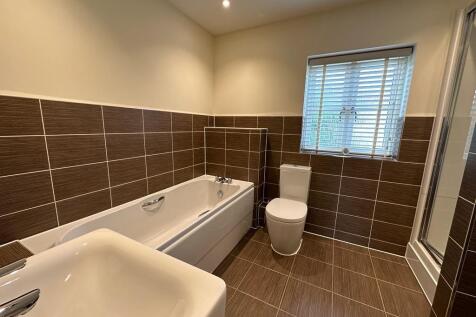 18 Oak Way 10.jpg