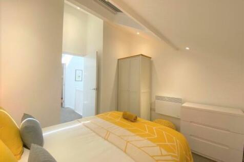 Bedroom 1.jpeg